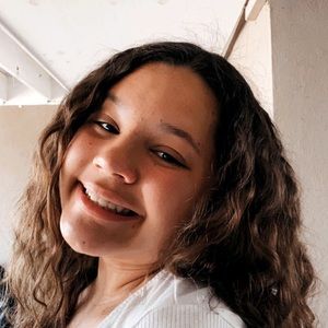 Meet your Posher, Isabella